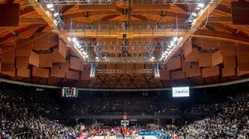 互联照明改造了博洛尼亚 Unipol Arena 竞技场